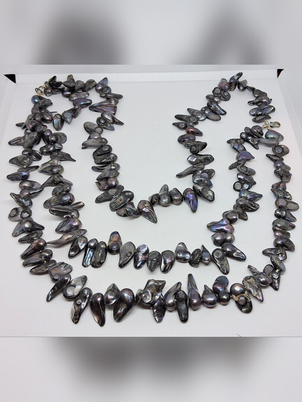* Vintage 3 Strand Peacock Keshi Genuine Freshwater Pearls Necklace